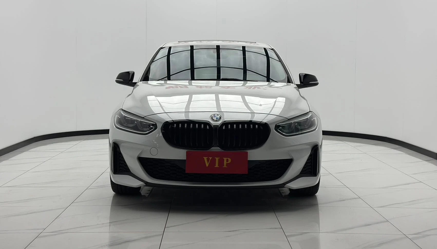 BMW 1 Series — фото 1