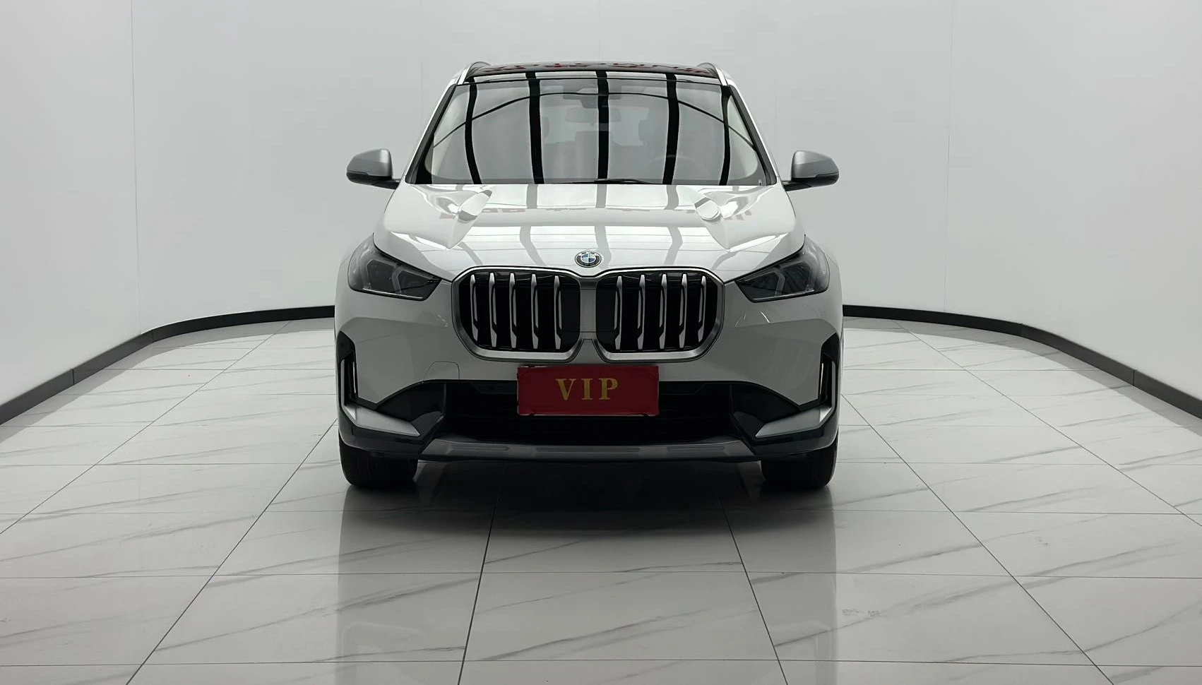 BMW X1 — фото 1
